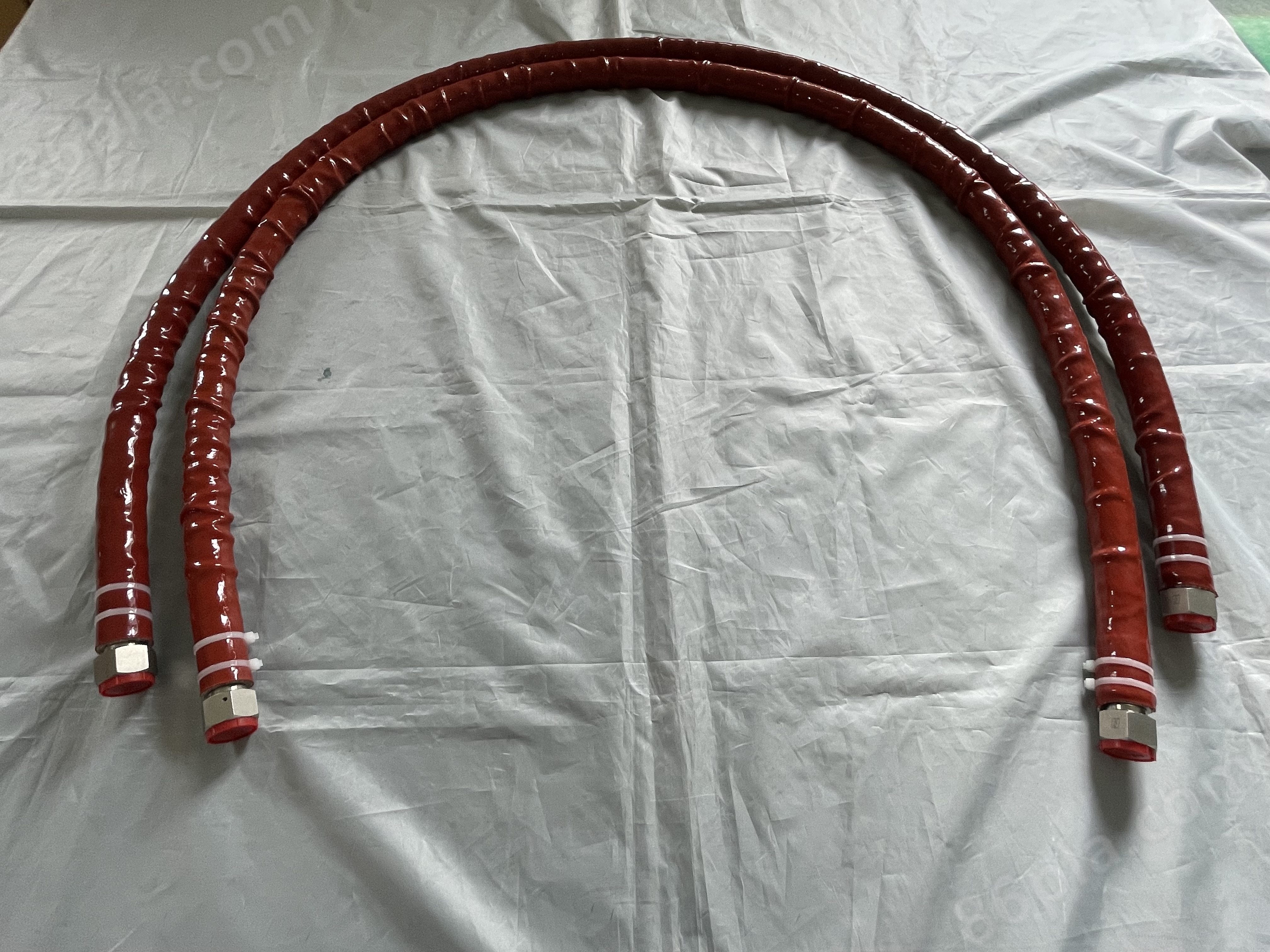 厂家供应 橡胶管管护套   电缆线护套